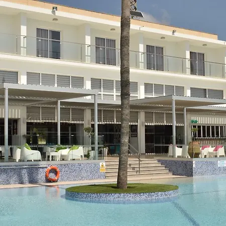 Hotel Fedrania Gardens