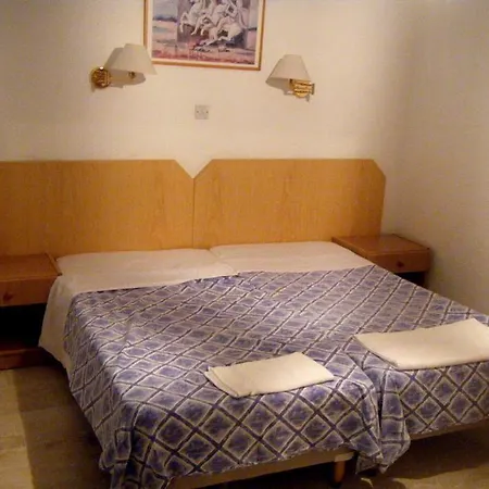 Fedrania Gardens Hotel